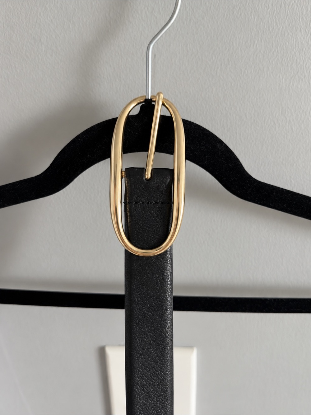 Gold Buckle Black Leather Women’s Belt